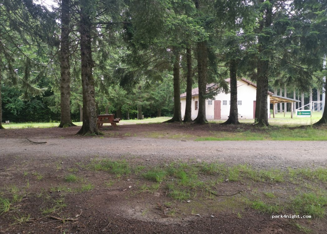(63740) Cisternes-la-Forêt - La Croix des Roudardes — foto 3