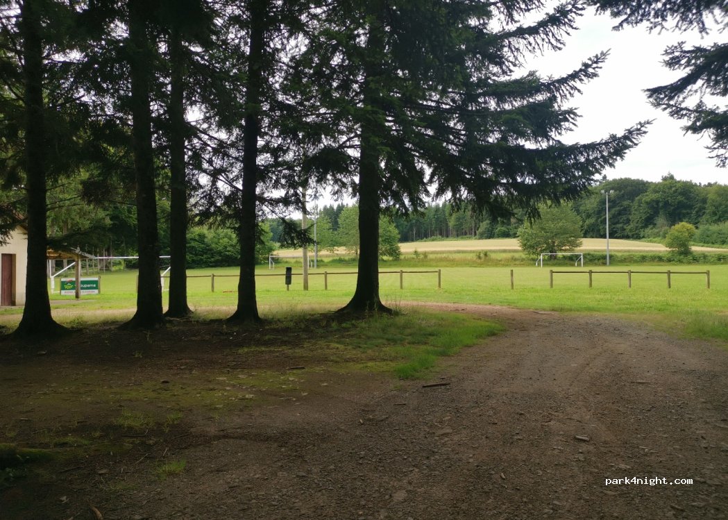 (63740) Cisternes-la-Forêt - La Croix des Roudardes — foto 4