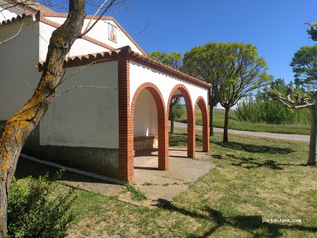 (44300) Monreal del Campo - 1 Calle Cementerio — foto 3
