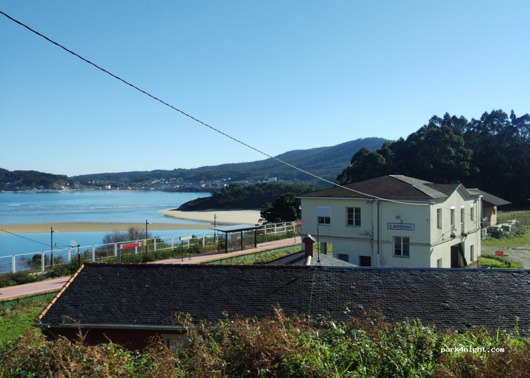 (15337) Porto do Barqueiro - 5 Lugar Estacion — foto
