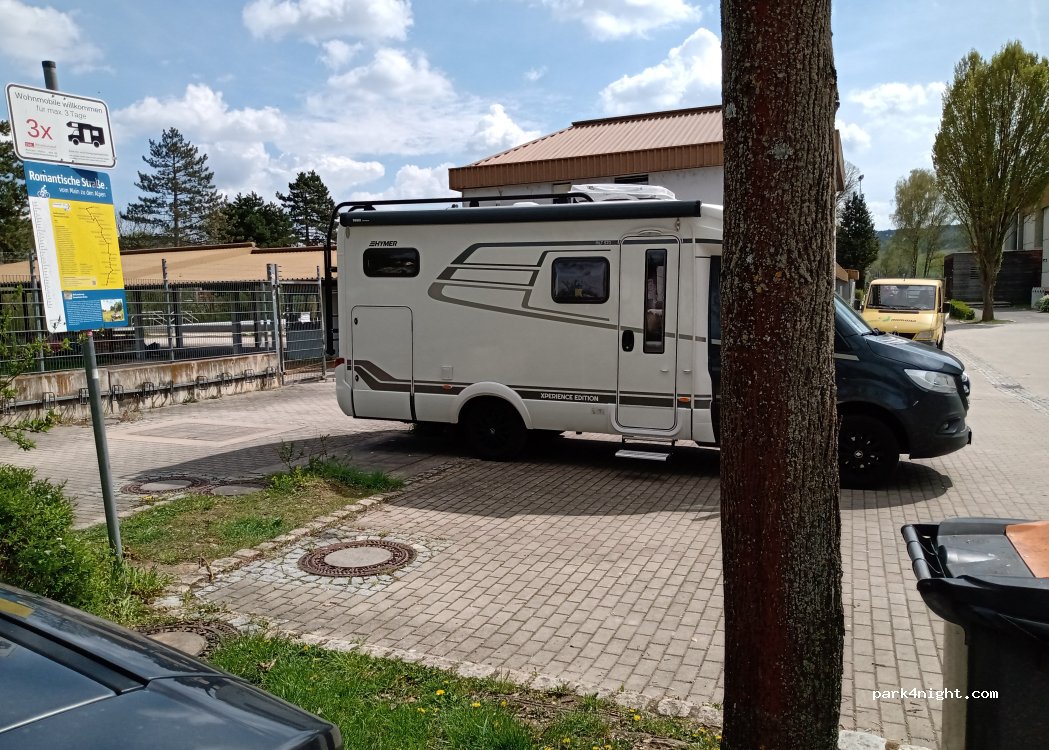 Wohnmobilstellplatz am Freibad in Tauberbischofsheim — foto 4