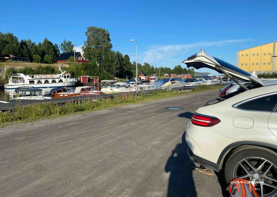 (893 40) Köpmanholmen - — foto