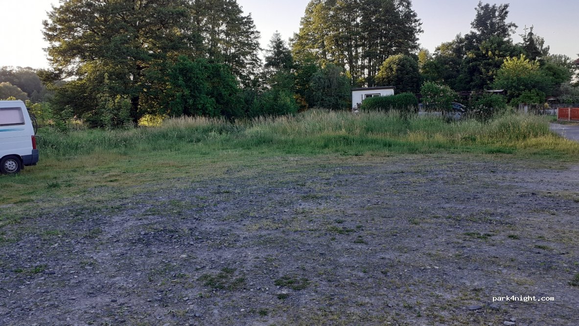 (15898) Neuzelle - 3 Brauhausplatz — foto