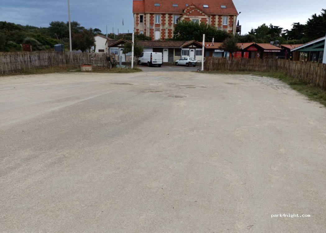 (33780) Soulac-sur-Mer - 4 Rue du Huit Mai 1945 — foto