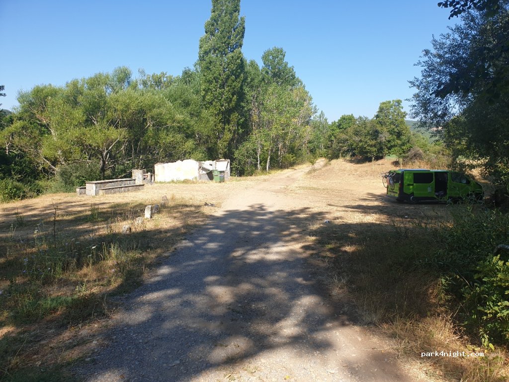 (24839) Robles de la Valcueva - 18a Avenida León — foto
