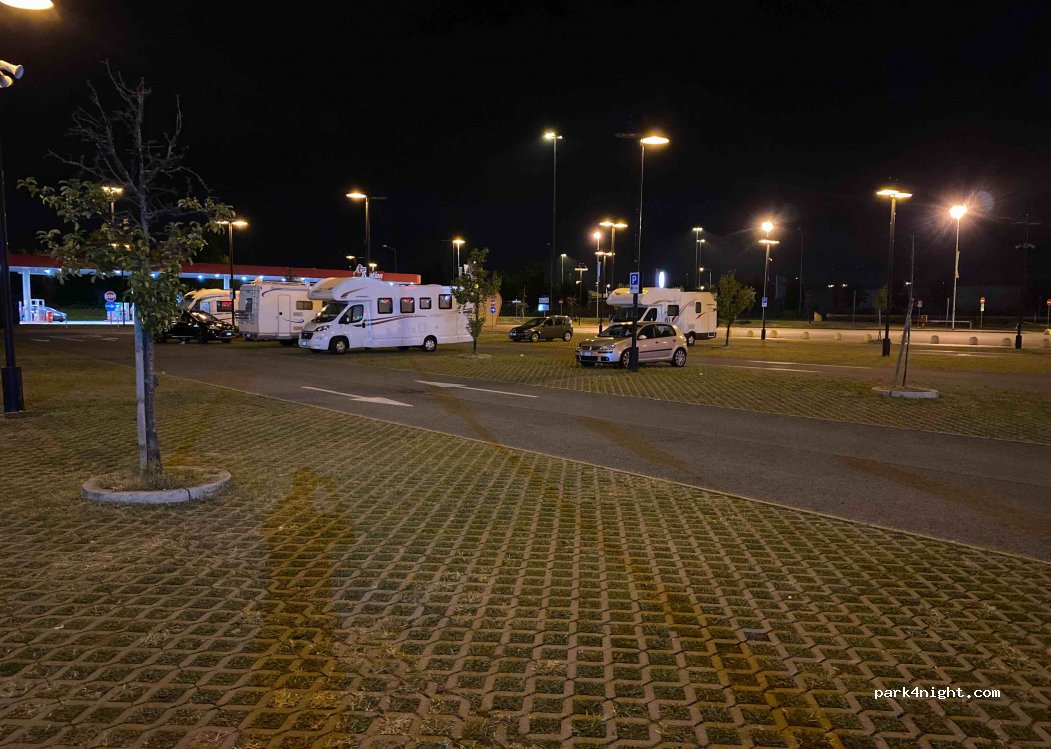 (24041) Brembate - 100 Via Vittorio Veneto — foto 2