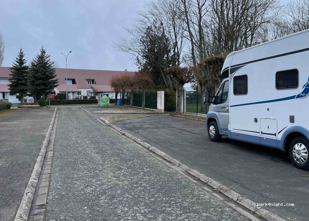 (45410) Artenay - 21 Rue de la Croix Blanche — foto