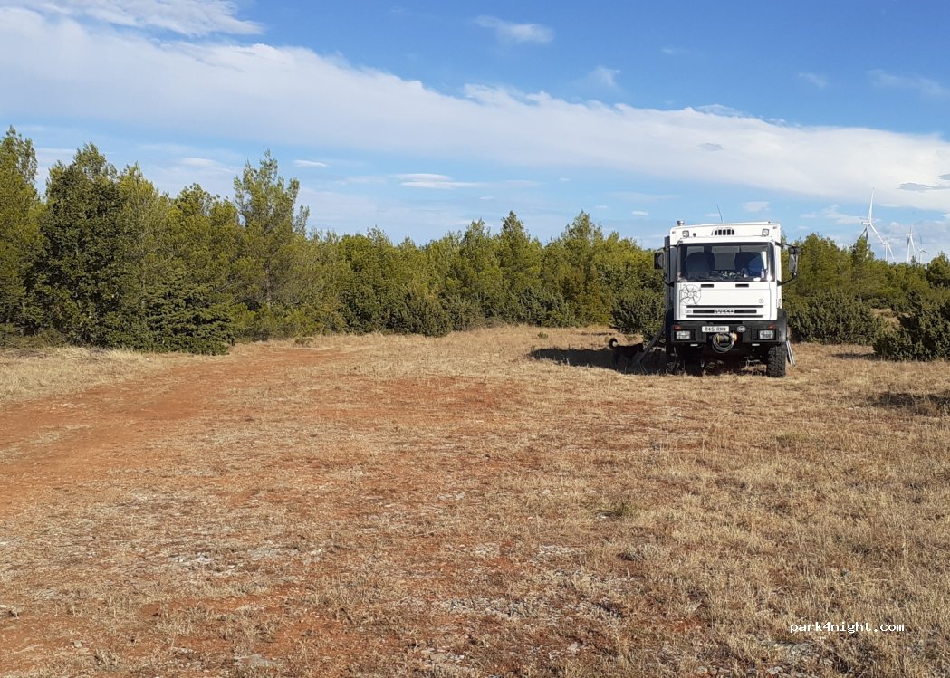 (23420) Kula Atlagić - Unnamed Road — foto 3