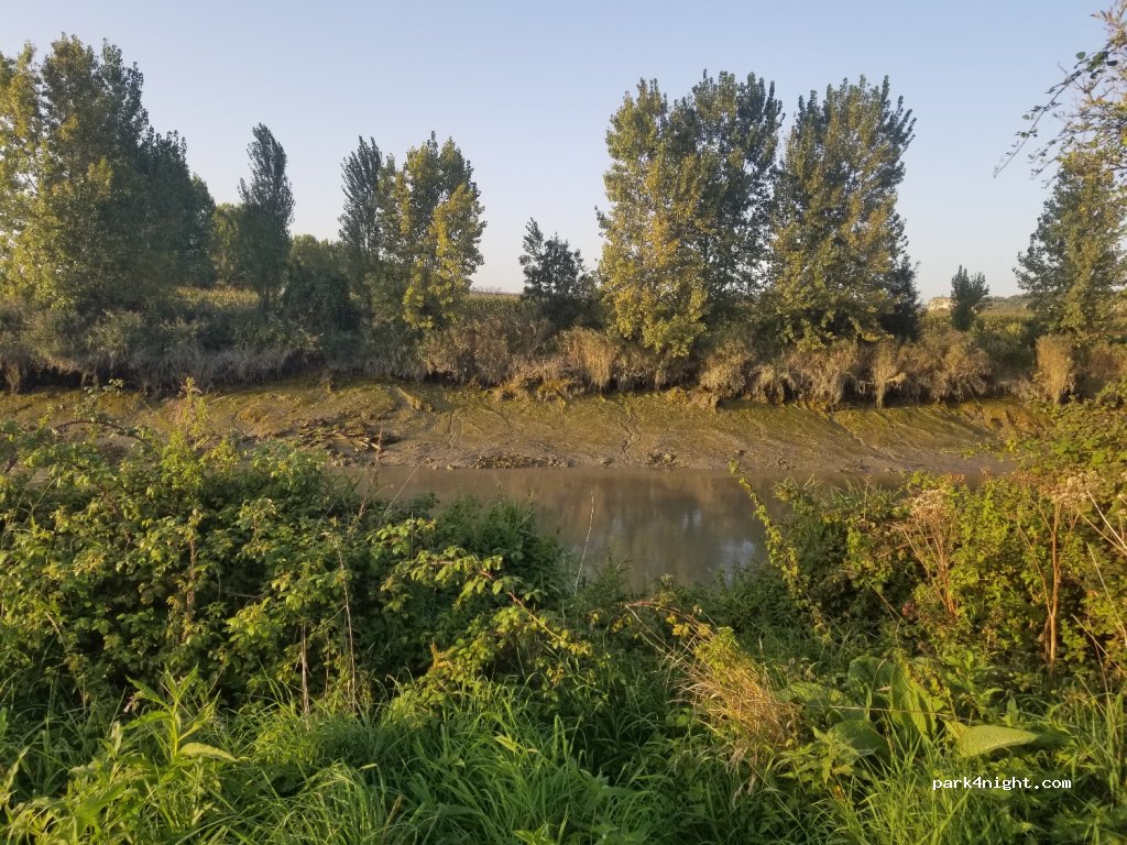 (27210) Conteville - Unnamed Road — foto 3