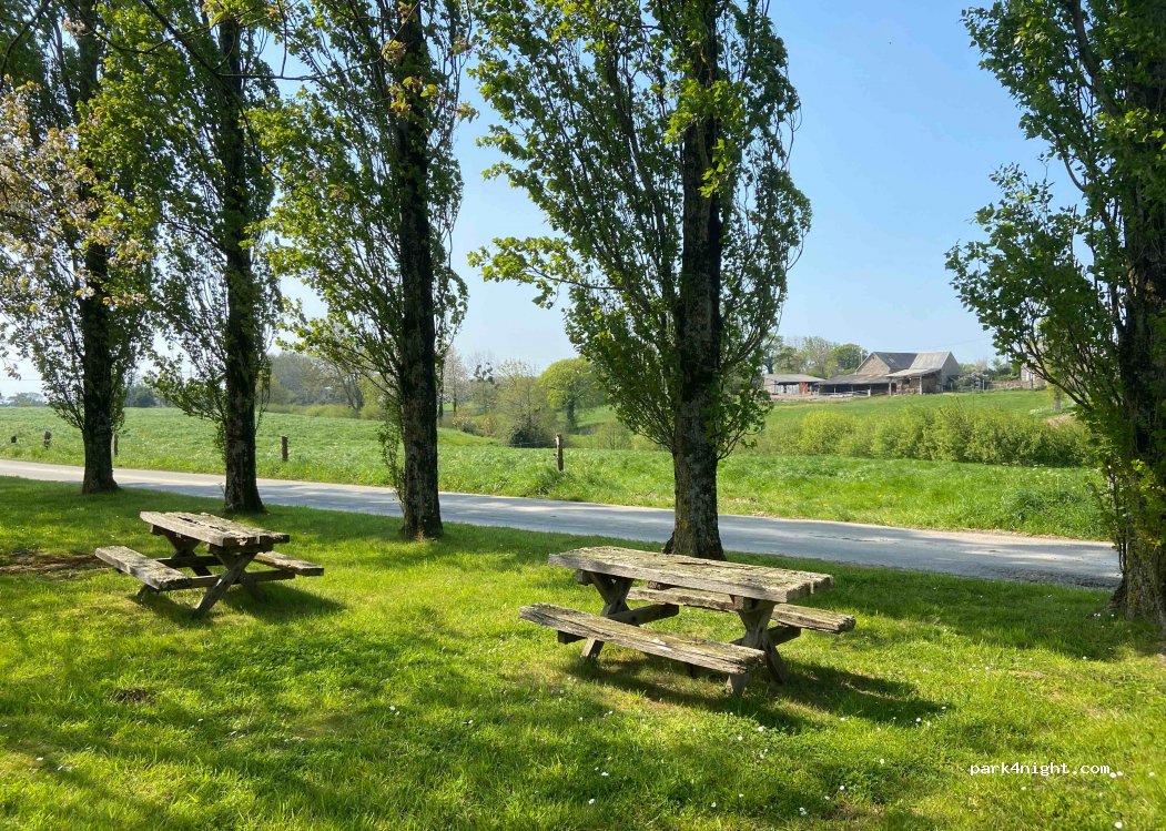 (50660) Contrières - Les Mézières — foto 4