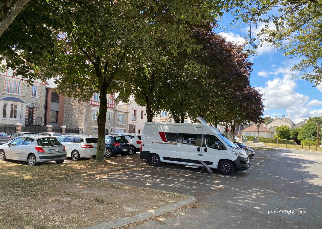 (35500) Vitré - 14 Rue de Verdun — foto