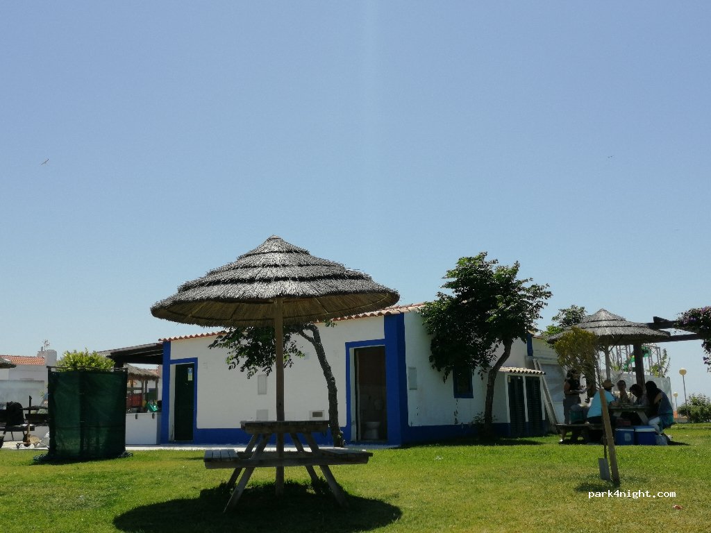 (7520-437) Porto Covo - 6 Largo Colectiva Social — foto 3