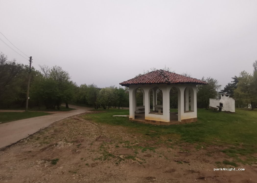 ()  - Unnamed Road — foto 2