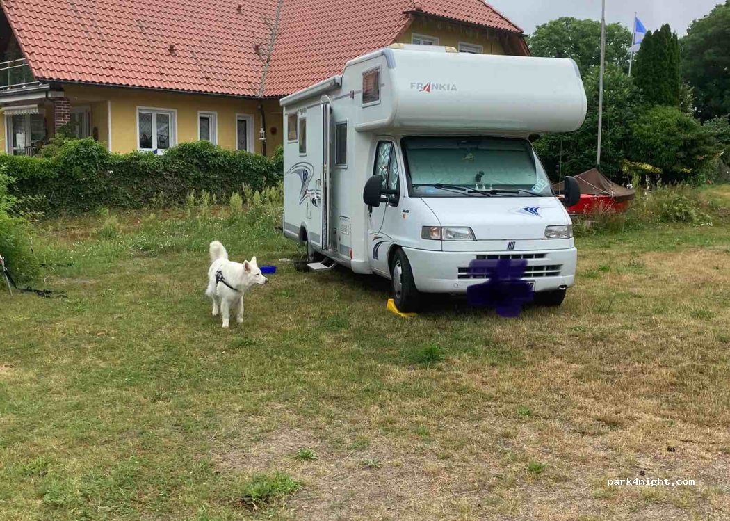 (17440) Sauzin - Peenestraße — foto