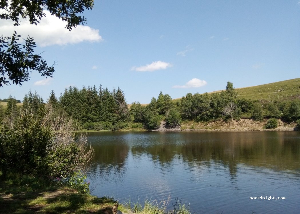 (15160) Vèze - Unnamed Road — foto 2