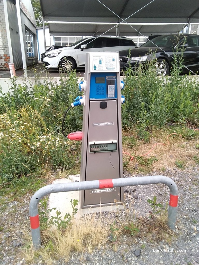 Wohnmobilstellplatz Gerichtstraße — foto 2