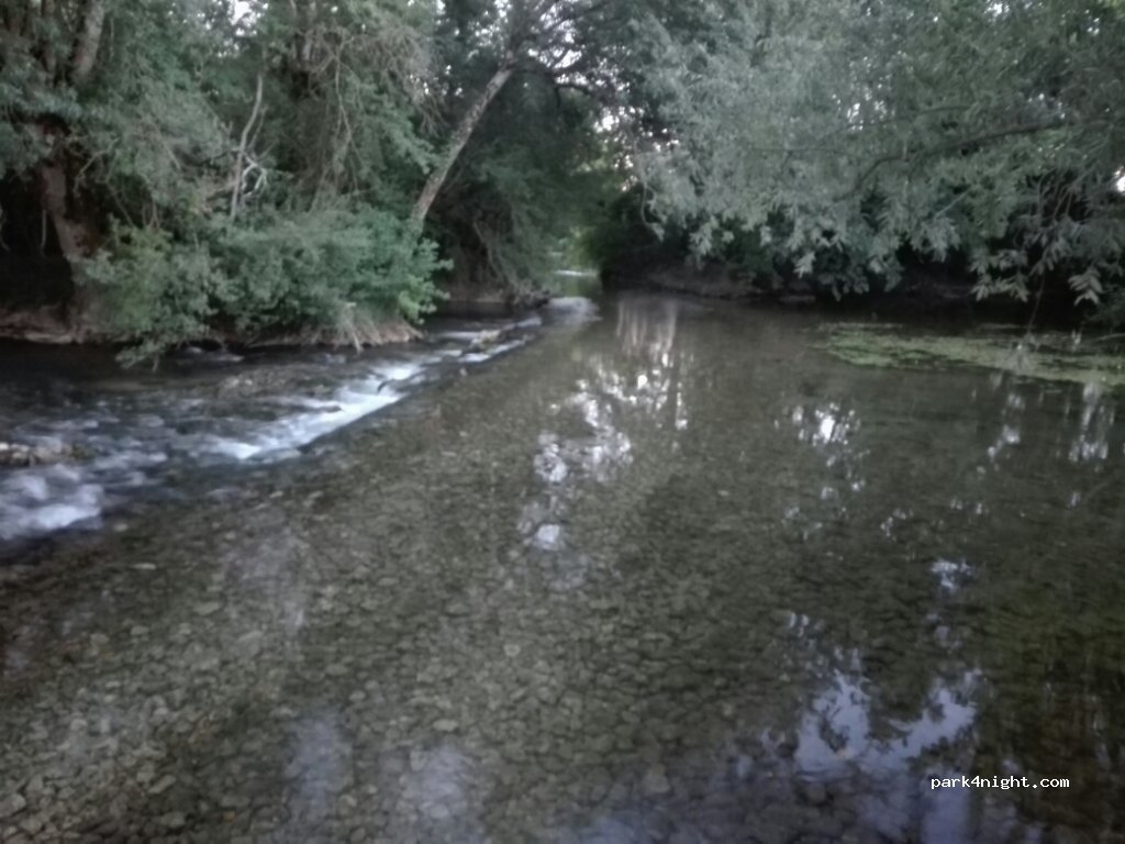 (16330) Montignac-Charente - Unnamed Road — foto