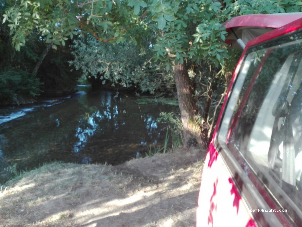 (16330) Montignac-Charente - Unnamed Road — foto 2