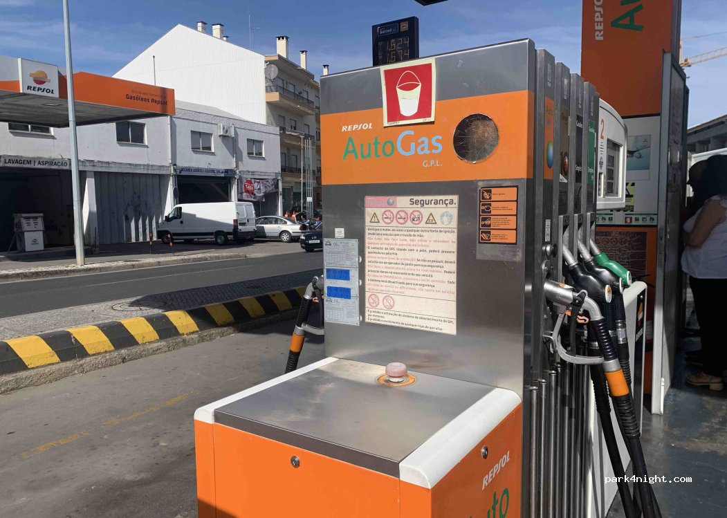 (6230) Fundão - 23 Rua Cidade da Covilhã — foto 2