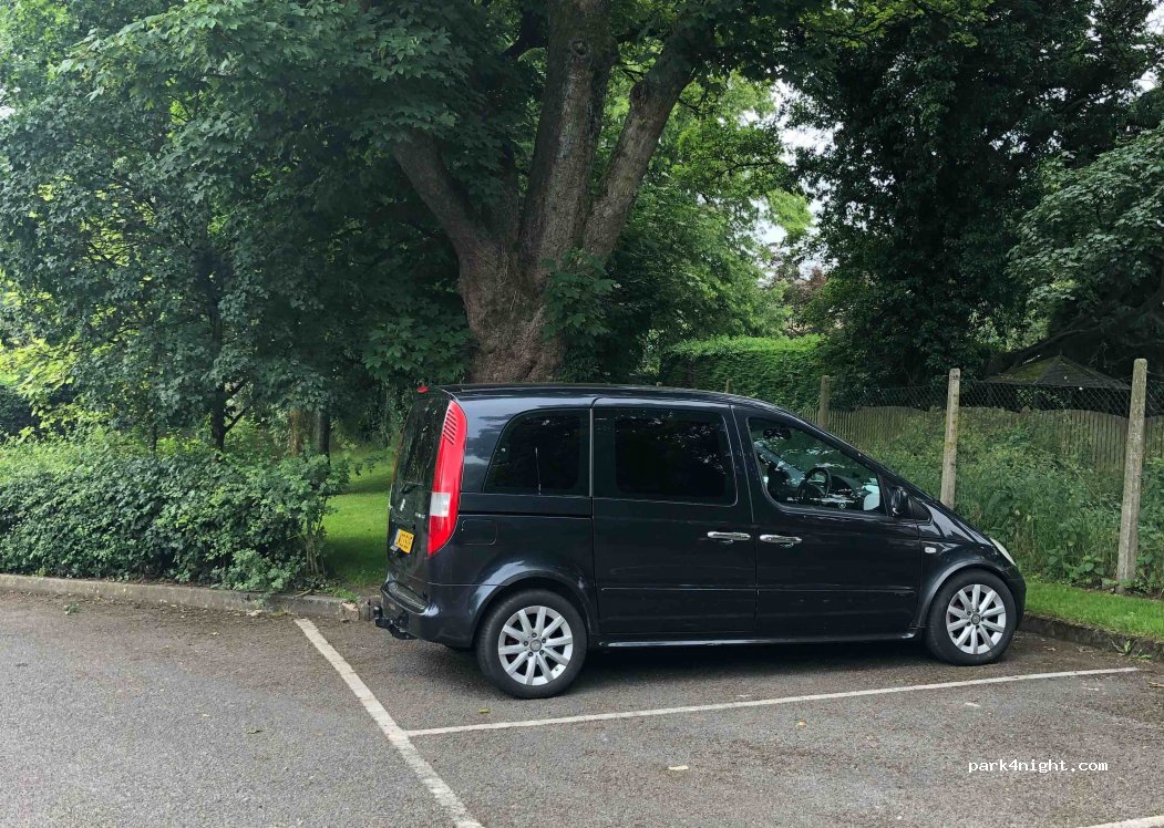 (GL54 1HH) Stow-on-the-Wold - Maugersbury Park — foto
