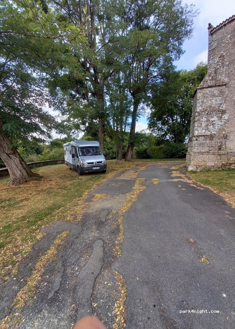 (79700) Mauléon - 45 Rue de la Tannerie — foto 3