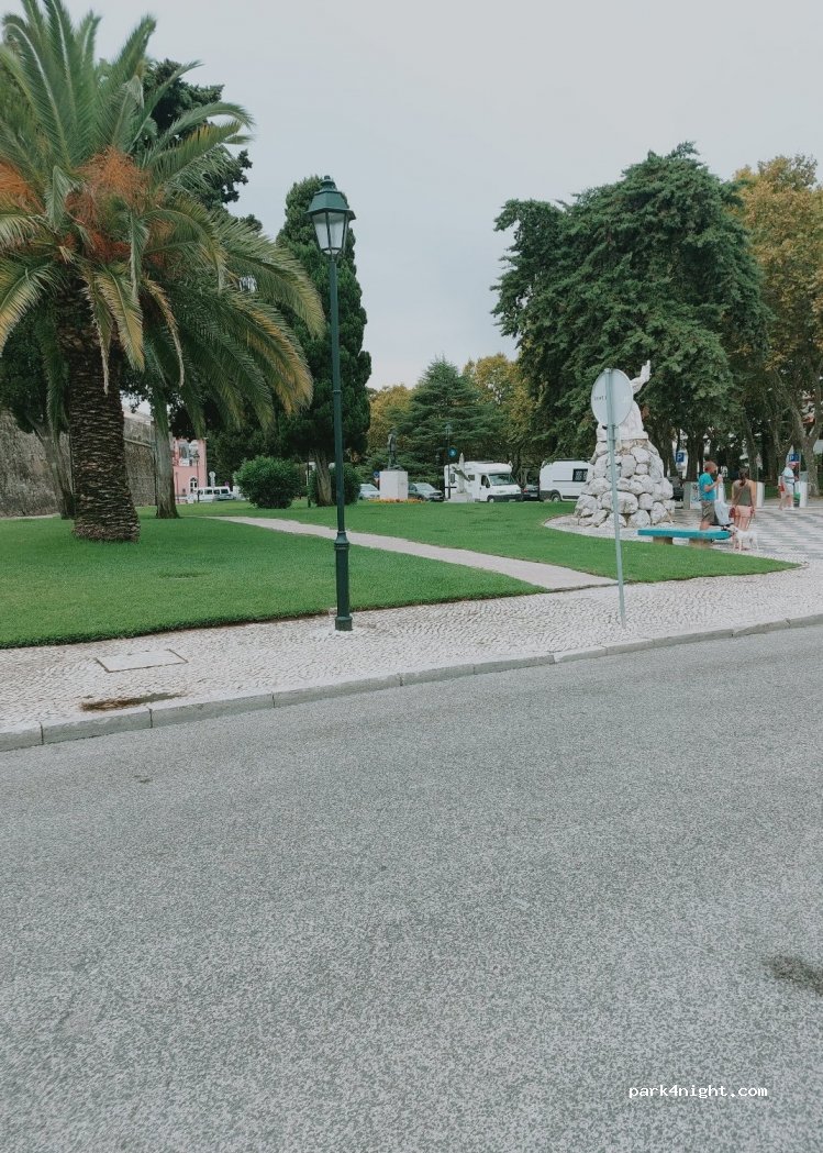 (2750-641) Cascais - 130 Rua Pedra da Nau — foto