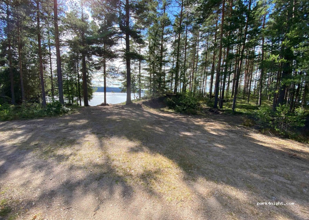 (683 61)  - Unnamed Road — foto 2