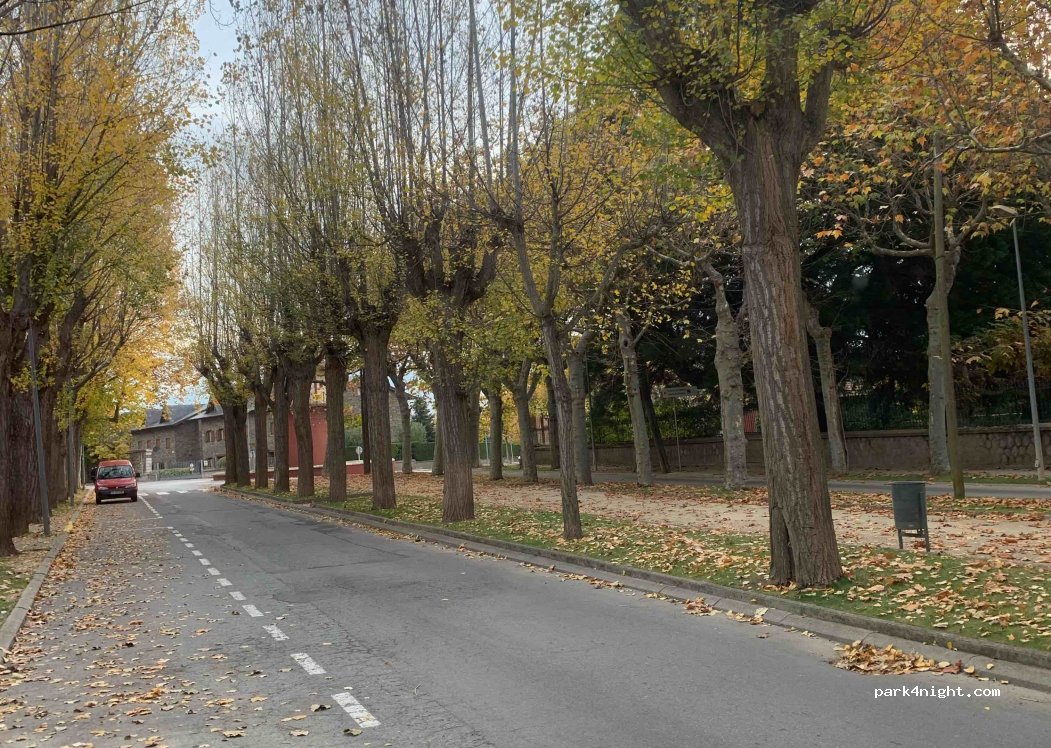 (17520) Puigcerdà - 15 Passeig de la Sèquia — foto 2