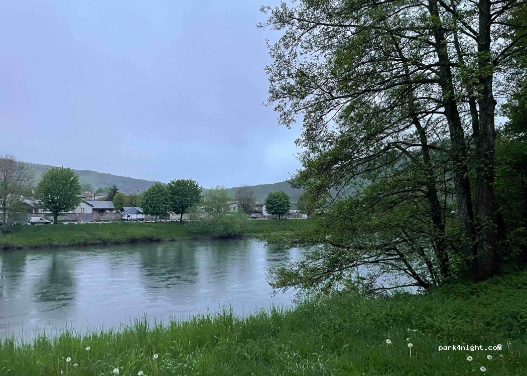 (08500) Revin - Rte de Fallieres — foto 2