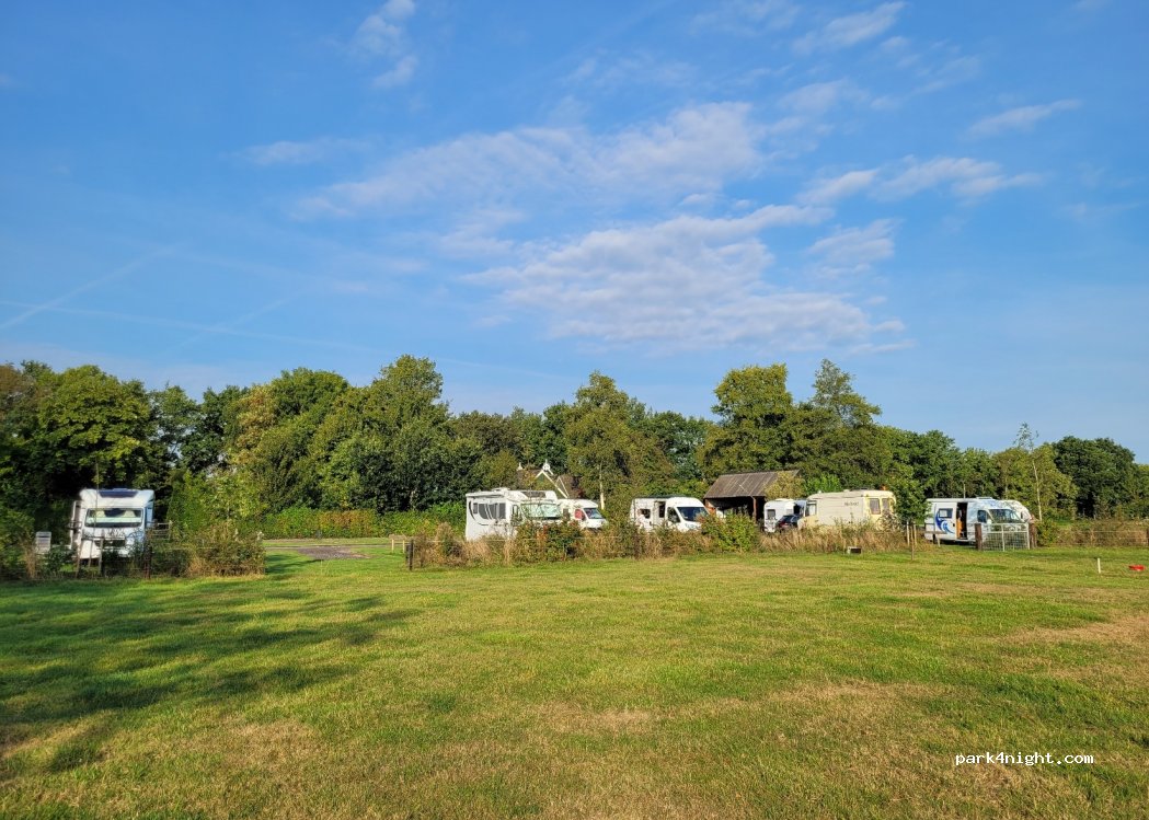 Camperplaats de kleine Molenpolder Grootegast — foto 3
