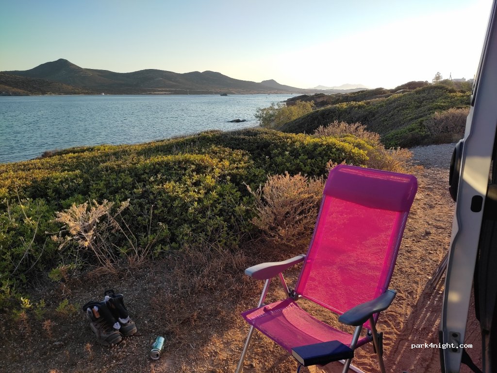 Surfing Beach Paros (Village/Camping) — foto
