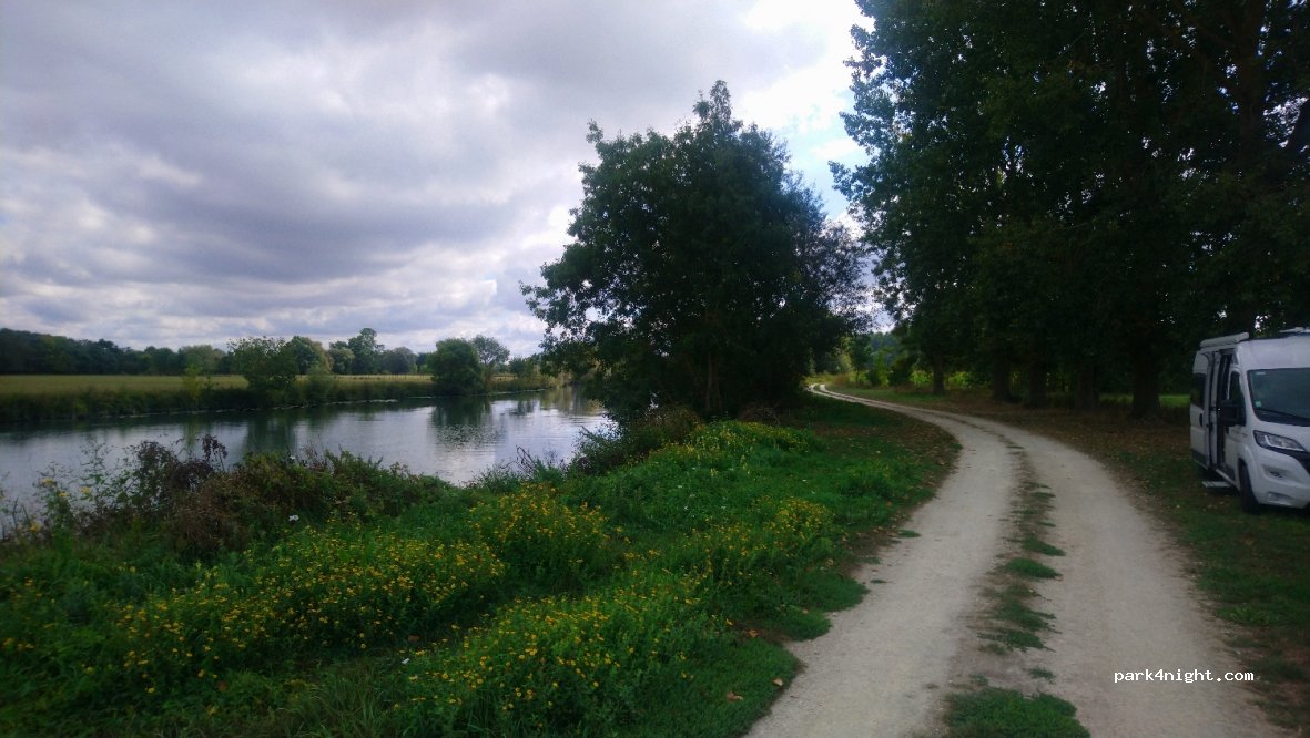 (17100) Courcoury - Chemin des Tréans — foto 2