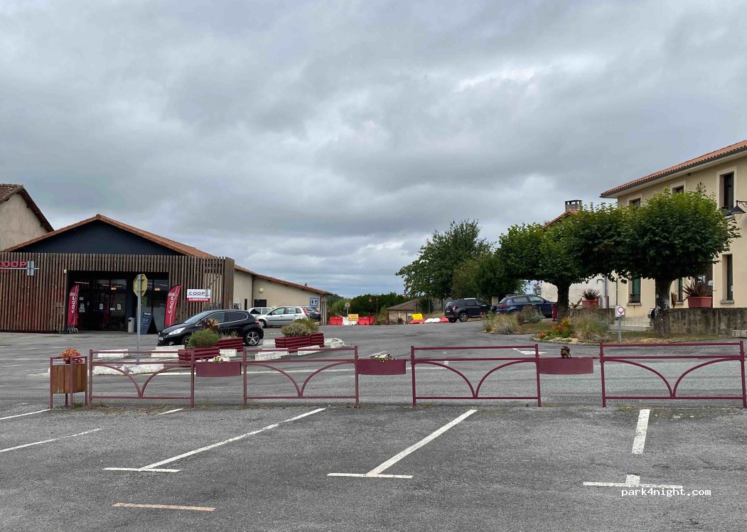 (87520) Veyrac - 1 Rue du Cheval Blanc — foto