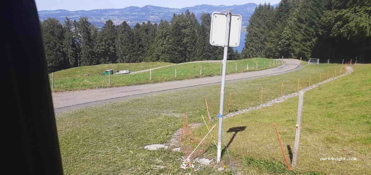 (8852) Altendorf - Risletenstrasse — foto