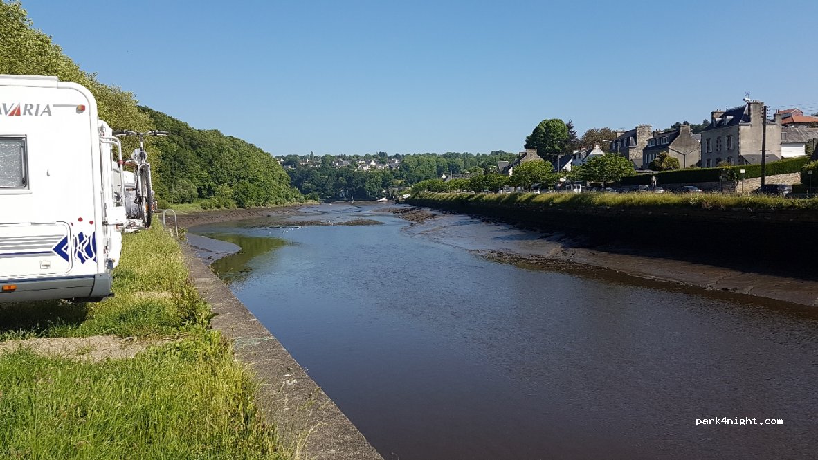 (22300) Lannion - 17 Quai du Maréchal Foch — foto 2