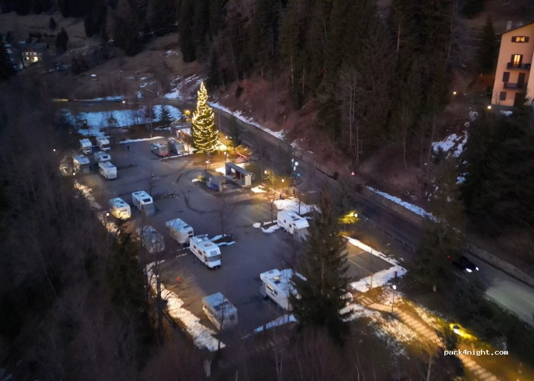 Area Sosta Camper Ponte di Legno — foto 4