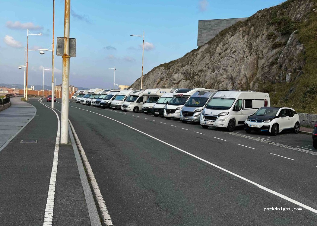 (15011) La Coruña - Avenida Fernando Suárez García — foto 3