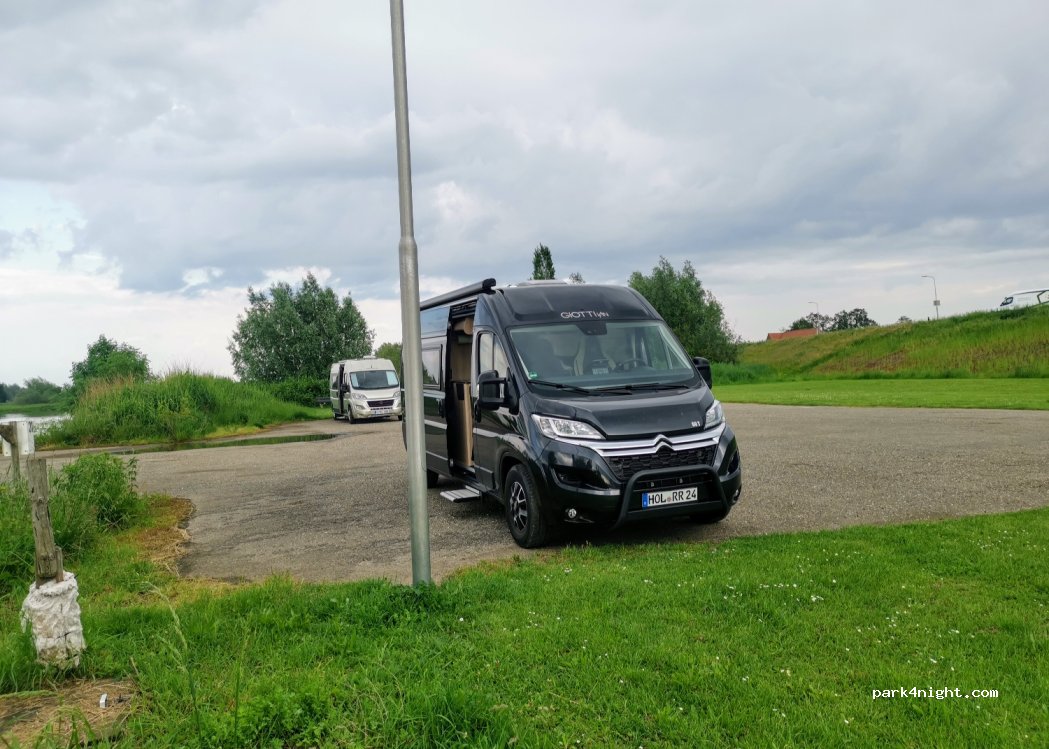 (4233 CL) Ameide - 20 Lekdijk — foto 4
