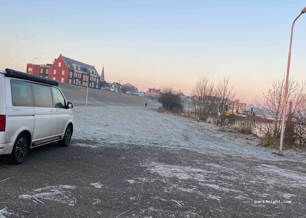 (4233 CL) Ameide - 20 Lekdijk — foto 5