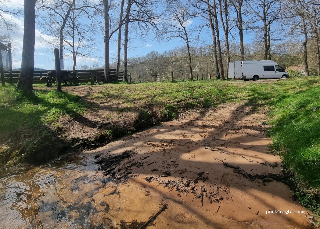 (03120) Le Breuil - Moulin du Breuil — foto 3