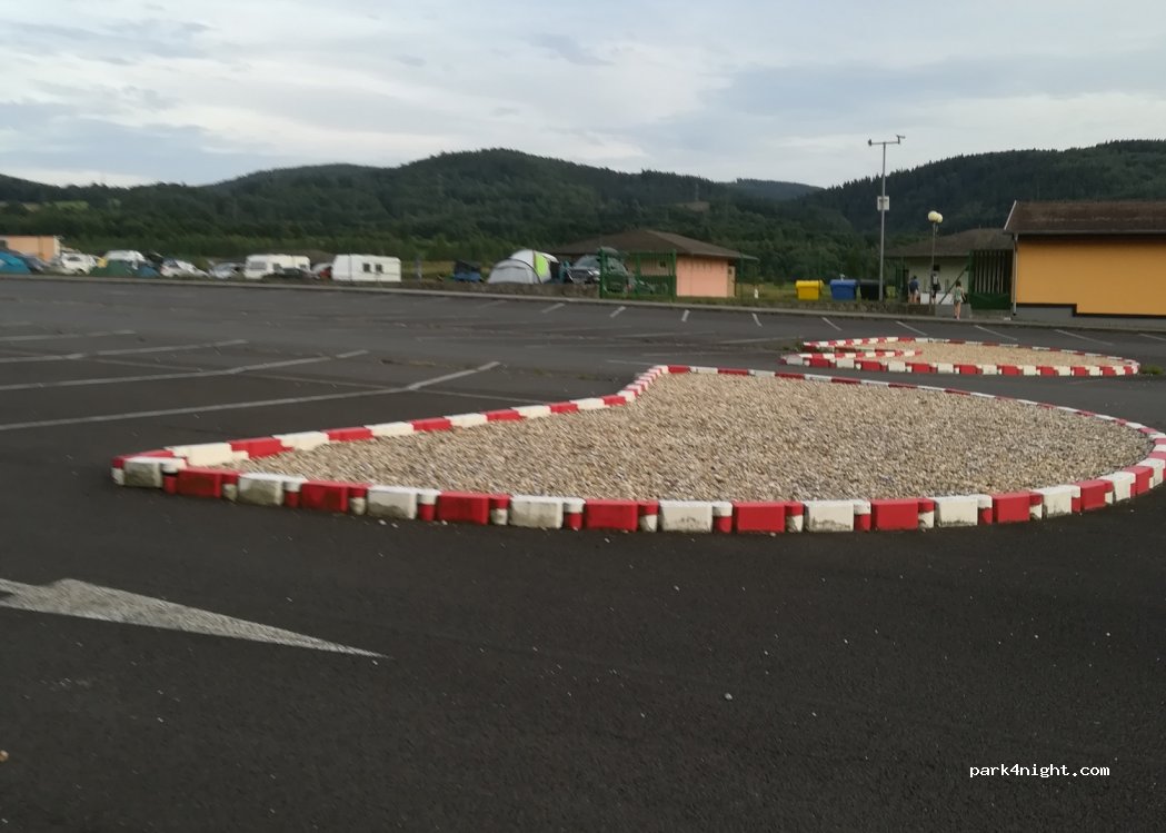 (356 01) Sokolov - Jezerní — foto 2