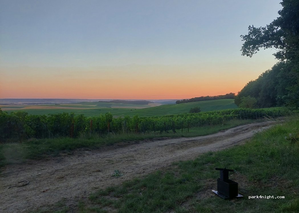 (51150) Bouzy - Unnamed Road — foto 3