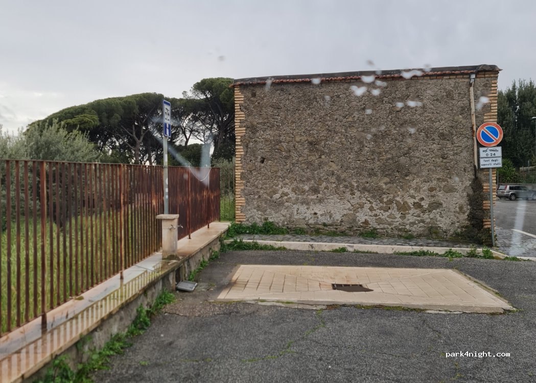 (00040) Castel Gandolfo - 15 Via Fontana Vecchia — foto 2