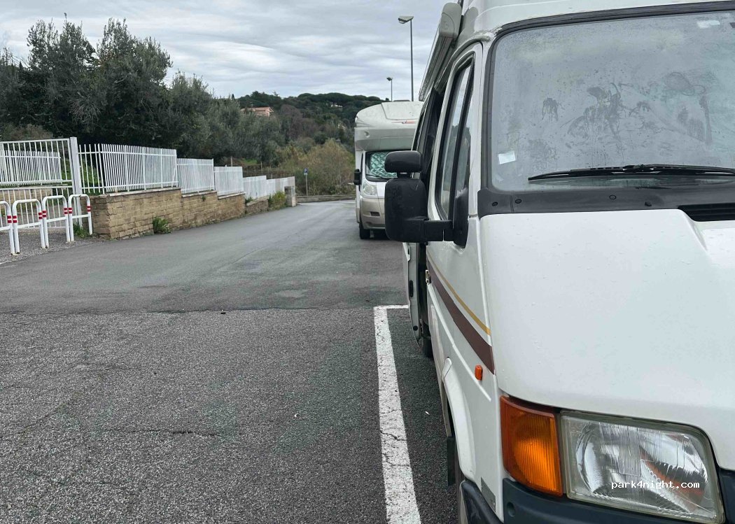 (00040) Castel Gandolfo - 15 Via Fontana Vecchia — foto 4
