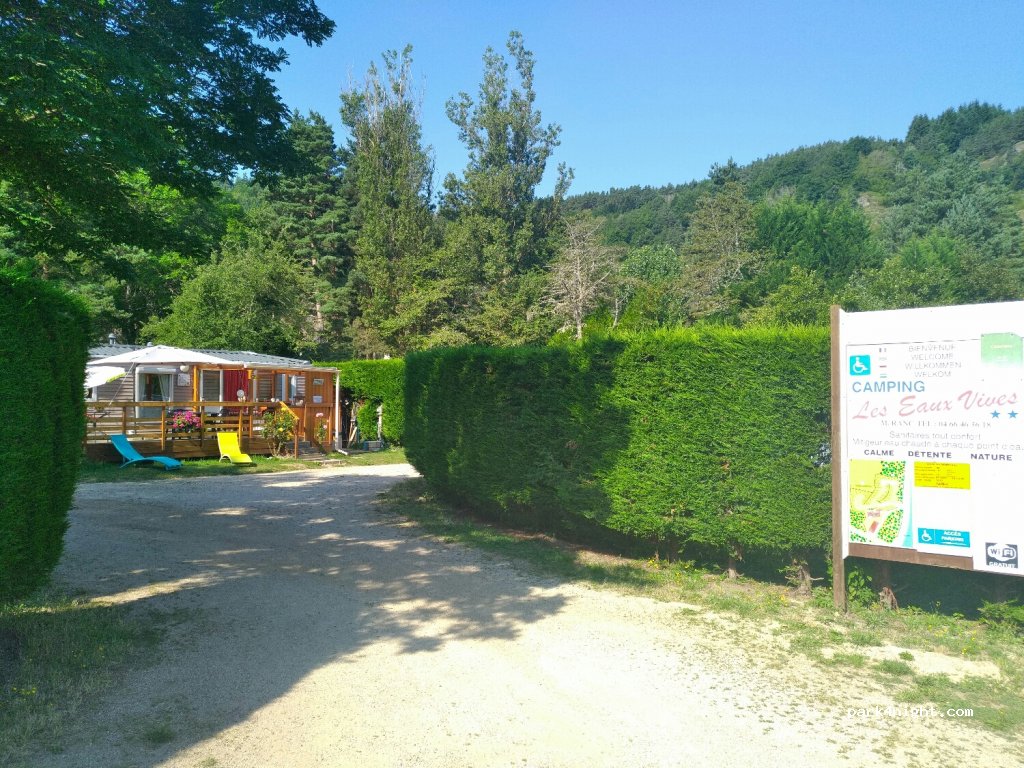 Camping Bar Snack Restaurant Les Eaux Vives — foto