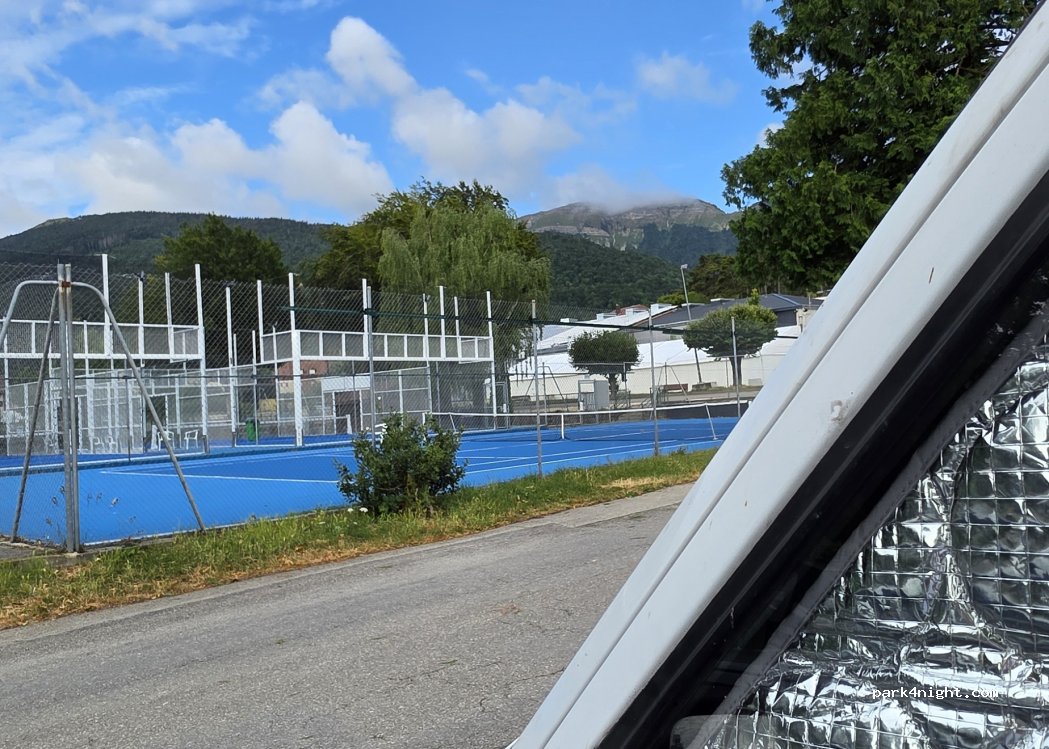(01170) Gex - 220 Avenue Perdtemps — foto 5