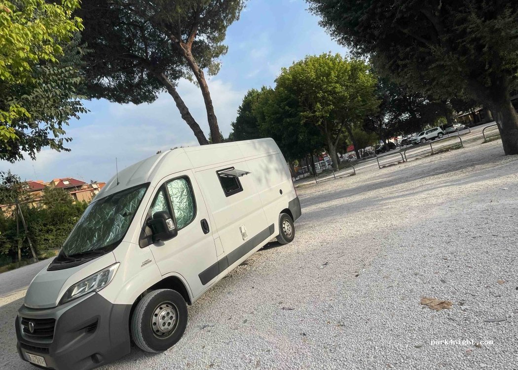 (00137) Roma - 37 Via Corrado Alvaro — foto