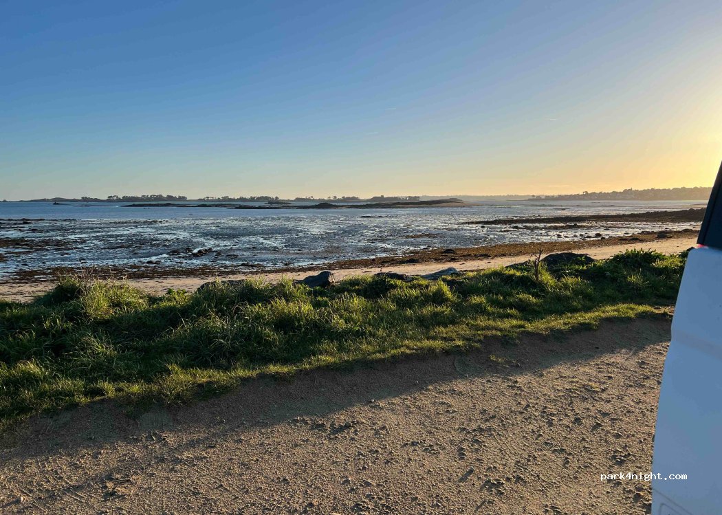 (29250) Saint-Pol-de-Léon - Unnamed Road — foto 2