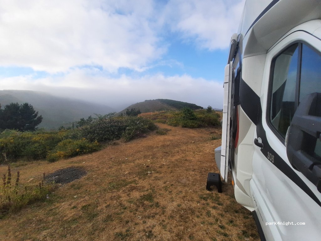 (09569) Espinosa de los Monteros - — foto