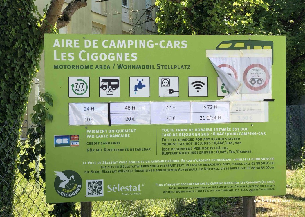 Aire de service camping-car Les cigognes — foto 5
